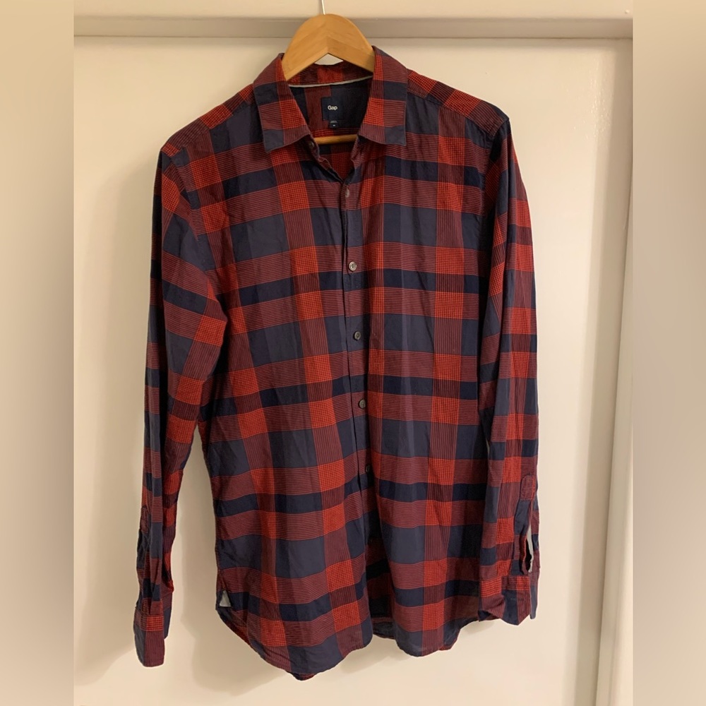 GAP Red Plaid Casual Button Down - Size Medium